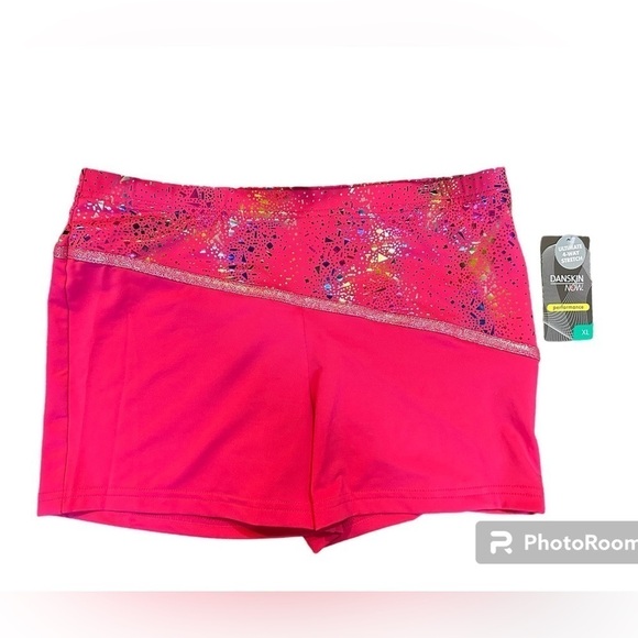 Danskin‎ Now dance shorts NWT - Picture 1 of 1